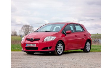 Toyota Auris 2.0 D4D Sol