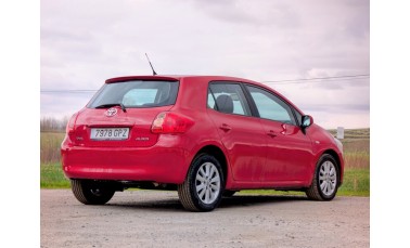 Toyota Auris 2.0 D4D Sol