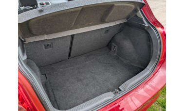 Toyota Auris 2.0 D4D Sol