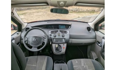 Renault Scenic 1.9 DCi