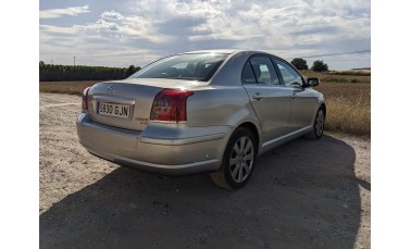 TOYOTA AVENSIS 2.0 ADVANCE