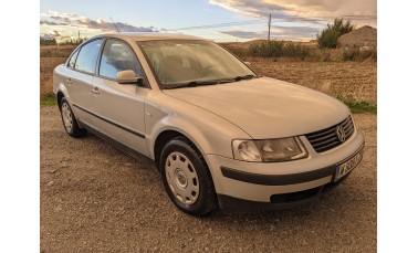 VOLKSWAGEN PASSAT 1.9TDi