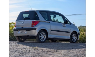 Peugeot 1007 1.4 HDi Dolce