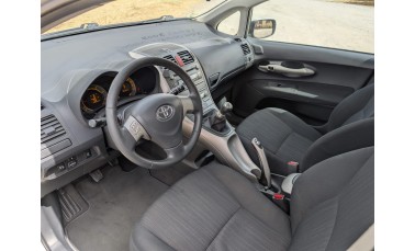 Toyota Auris 1.4 D4D